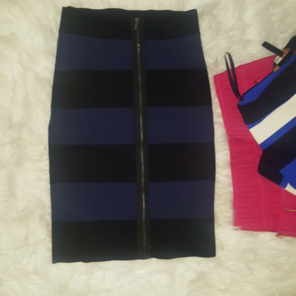 SOLD ON ANOTHER SELLING 2 BCBGMAXAZRIA SIZE SMALL - Picture 15 of 16